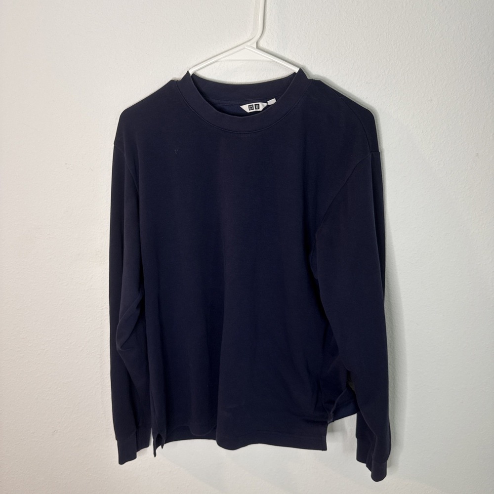 Uniqlo Men's NAVY Long Sleeve AIRism Shirt Size M Basic Cotton Crew Neck Preppy